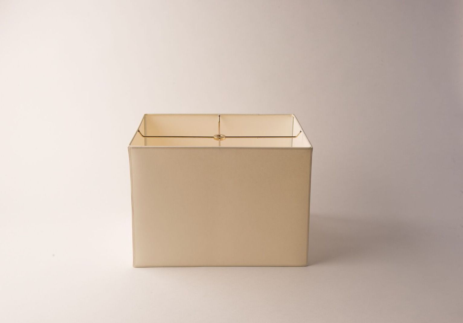 https://www.hotel-lamps.com/resources/assets/images/product_images/Rectangle Box Vellum Paper.jpeg